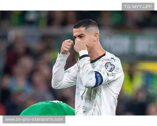 C罗国家队生涯风波：红牌引发舆论连锁反应