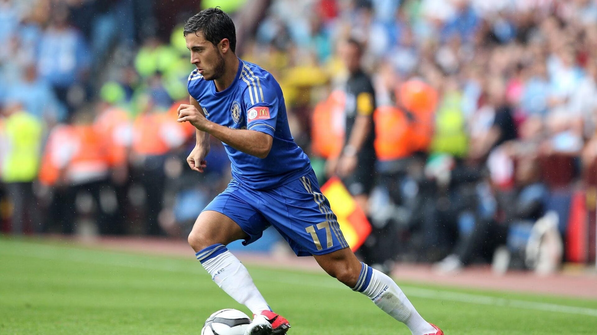 星空体育在线入口-球队在欧冠中展现心理素质并走得更远,欧冠人员